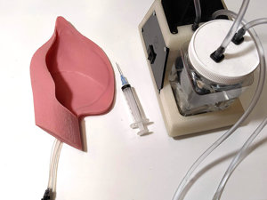 Pig Ear Blood Sampling Kit (1) Pig Ear Blood Sampling Kit (1)